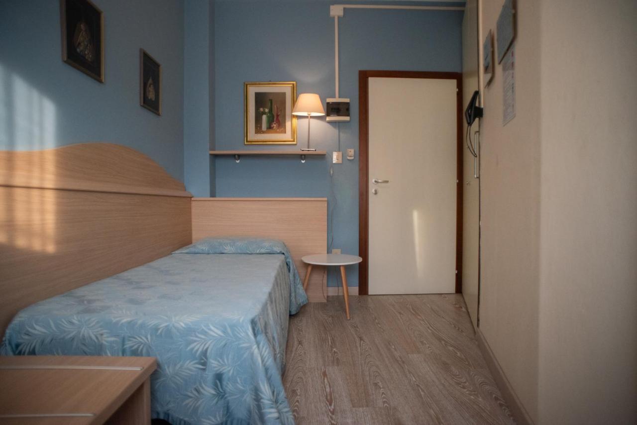 Hotel Umberto Розолина-Маре Экстерьер фото